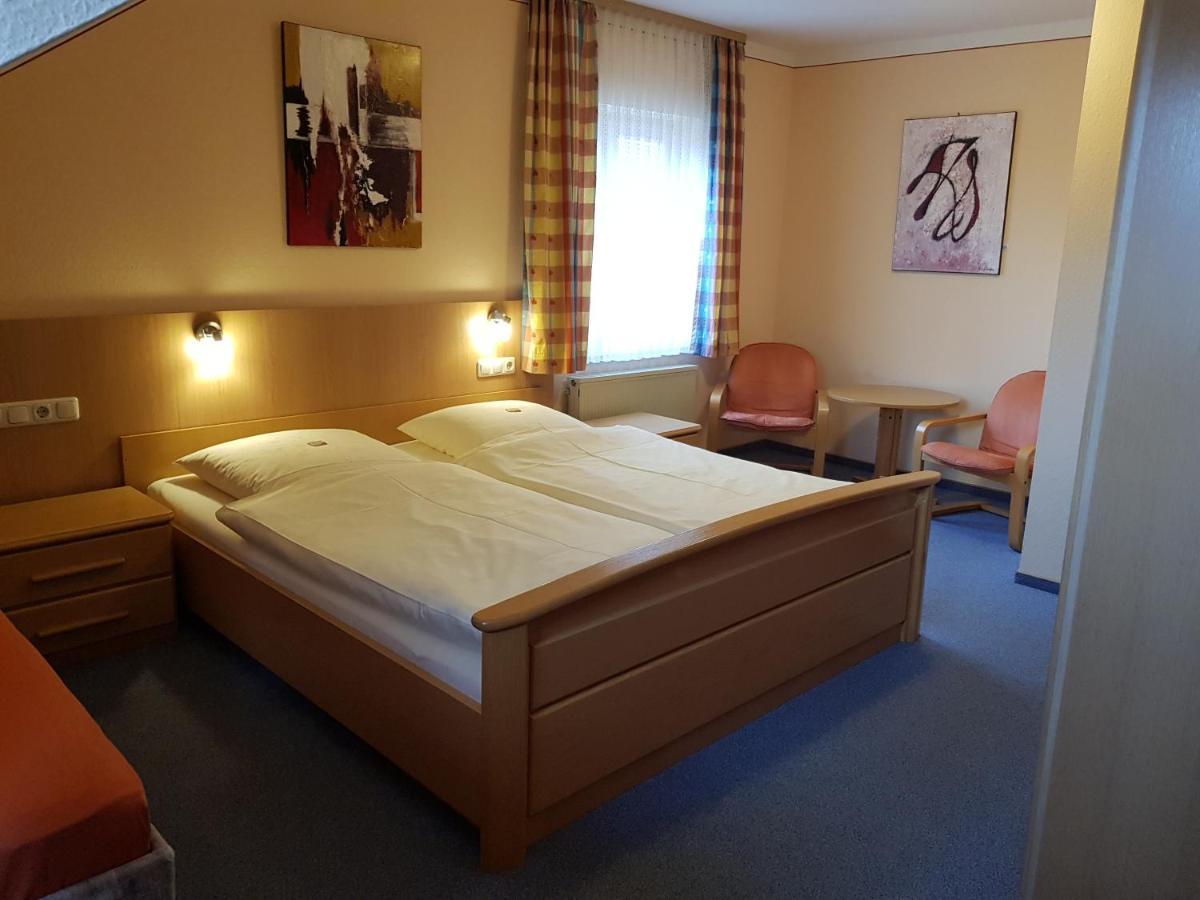 Pension "Zum Schwan" Muhr am See Екстер'єр фото
